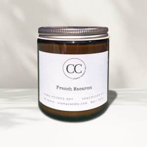 Hand-poured soy wax candle - French Macaron scented